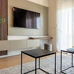 Apartment Lux 2 - With Garage And Balcony