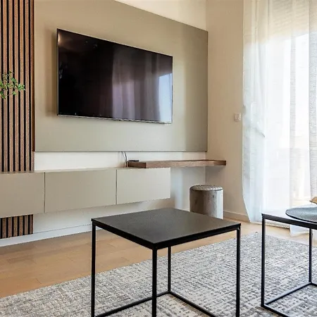 Apartamento Lux 2 - With Garage And Balcony