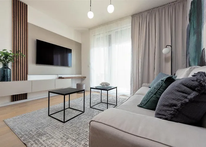 Lux 2 - With Garage And Balcony 아파트 *