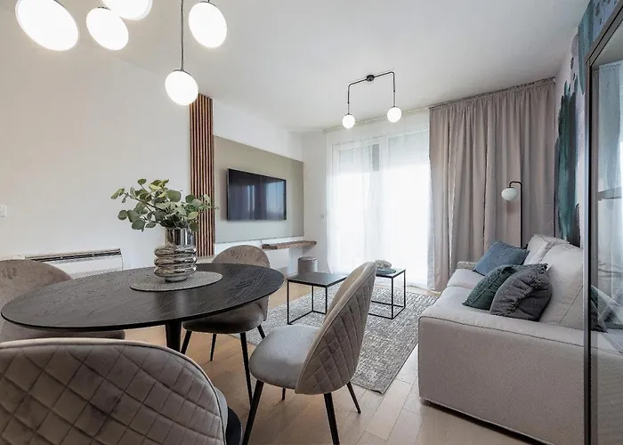 Lux 2 - With Garage And Balcony زادار