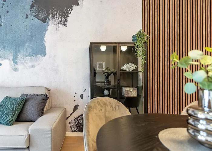 아파트 Lux 2 - With Garage And Balcony *