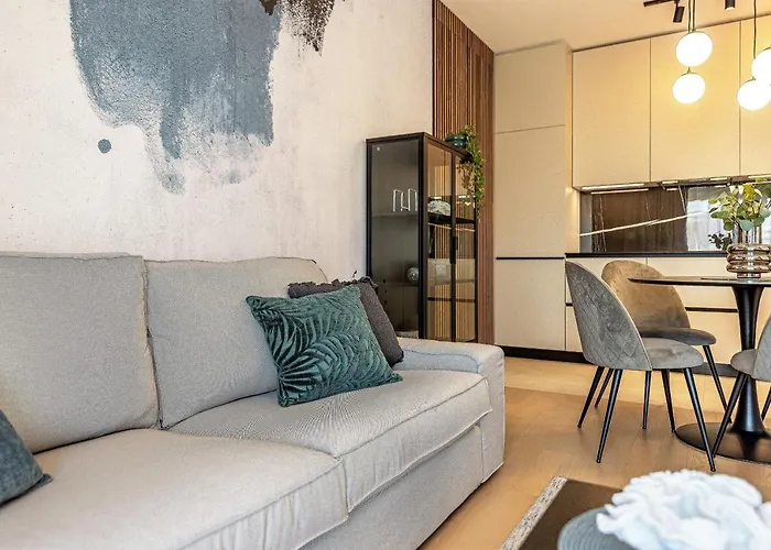 Lux 2 - With Garage And Balcony زادار