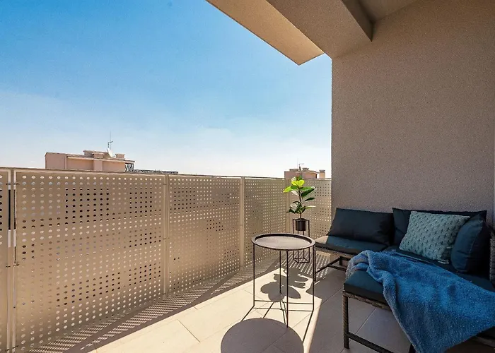 Lux 2 - With Garage And Balcony 아파트 *